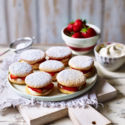 Strawberries and cream sponge kisses