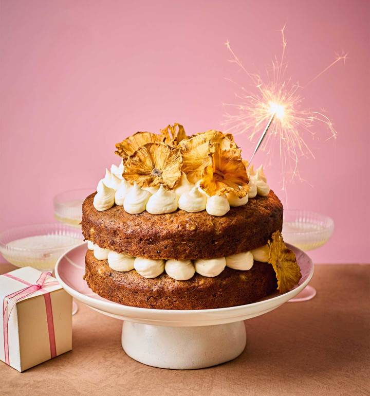 Hummingbird cake