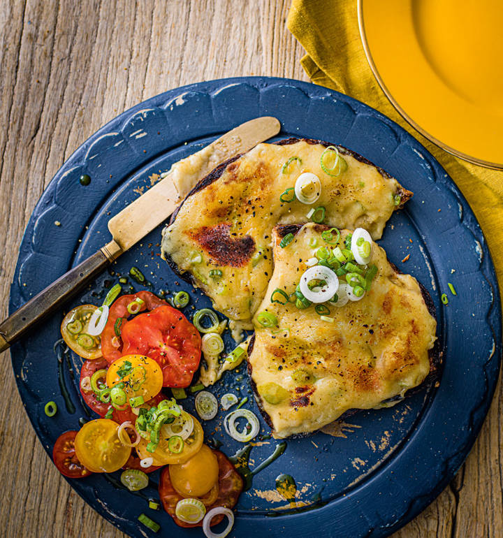 Traditional Welsh rarebit