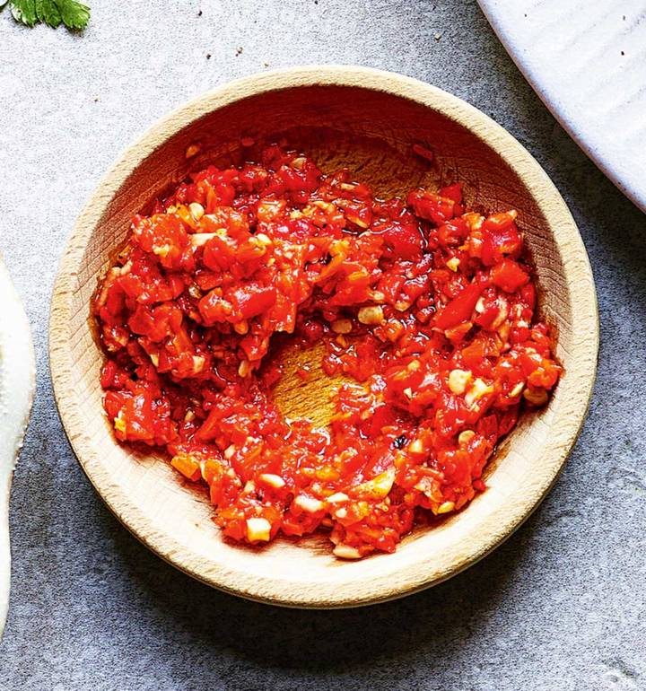 Burnt chilli 'harissa'
