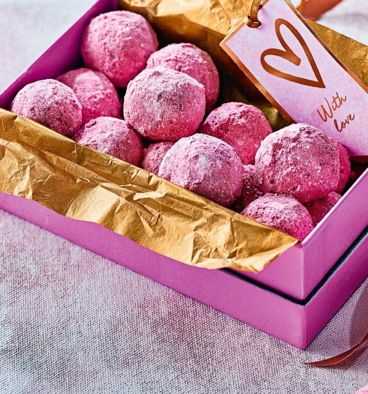 Raspberry and prosecco truffles
