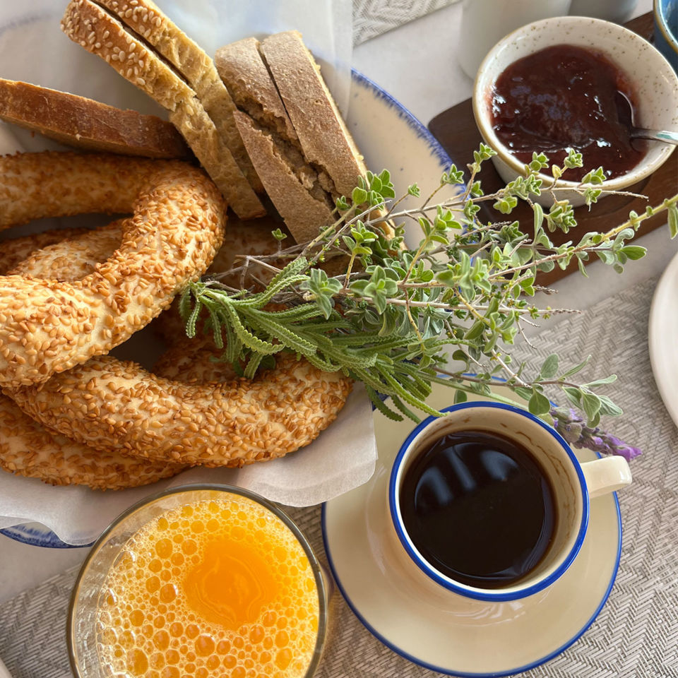 A Greek breakfast