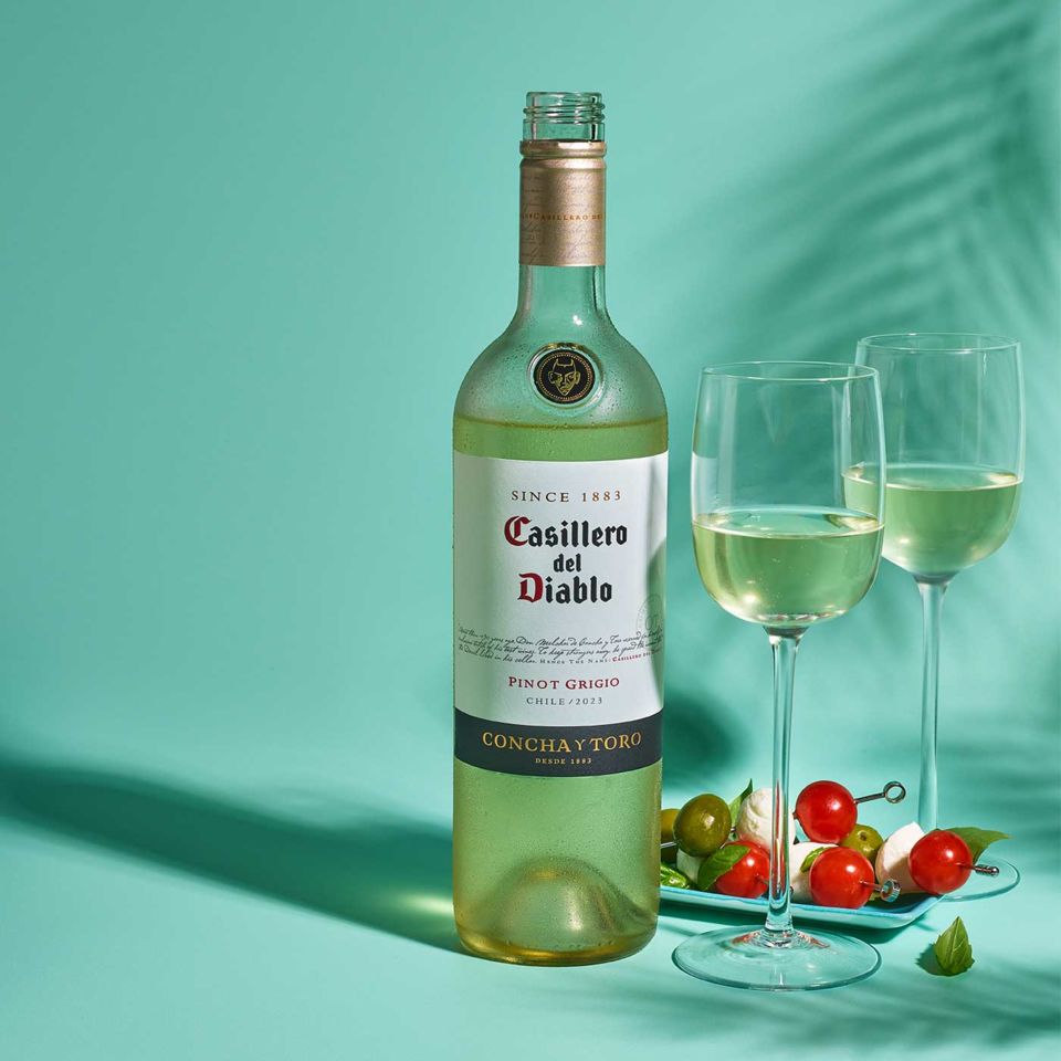 Pinot-Grigio-1400x1400px